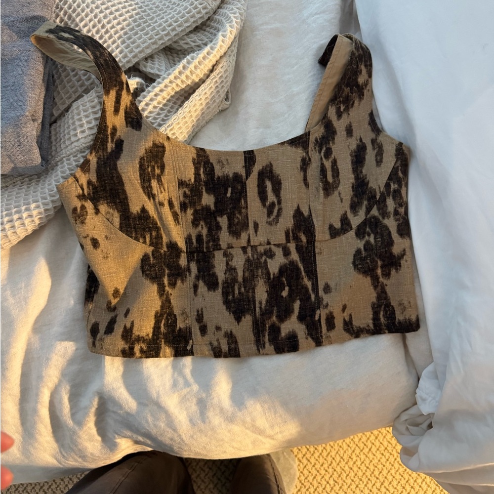 Banana Republic Black and Tan Patterned Heavy Linen Crop Top